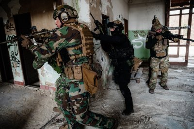 Boj v uzavretých priestoroch <br /> CQB 2