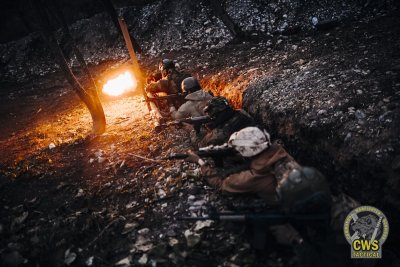 Taktika malého tímu 6<br /> (Small Units Tactics level 6)<br /> Trench Clearing Procedures